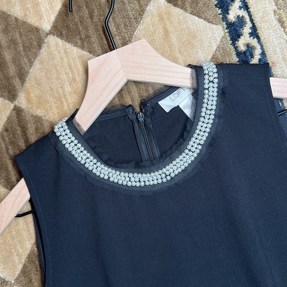 LOFT sleeveless sheath dress - Picture 3 of 7